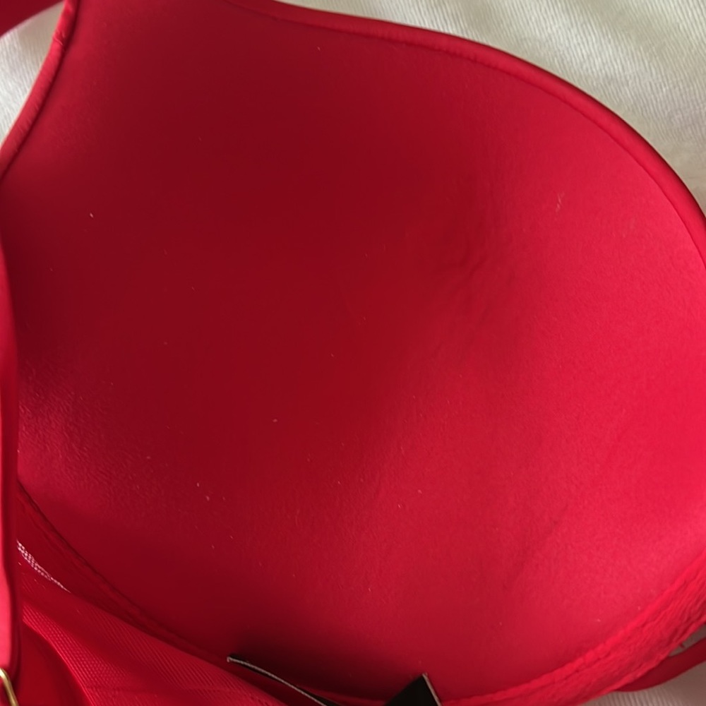 Victoria’s Secret bra, red with lace trim size 36D lightly lined bra EUC - Picture 7 of 8